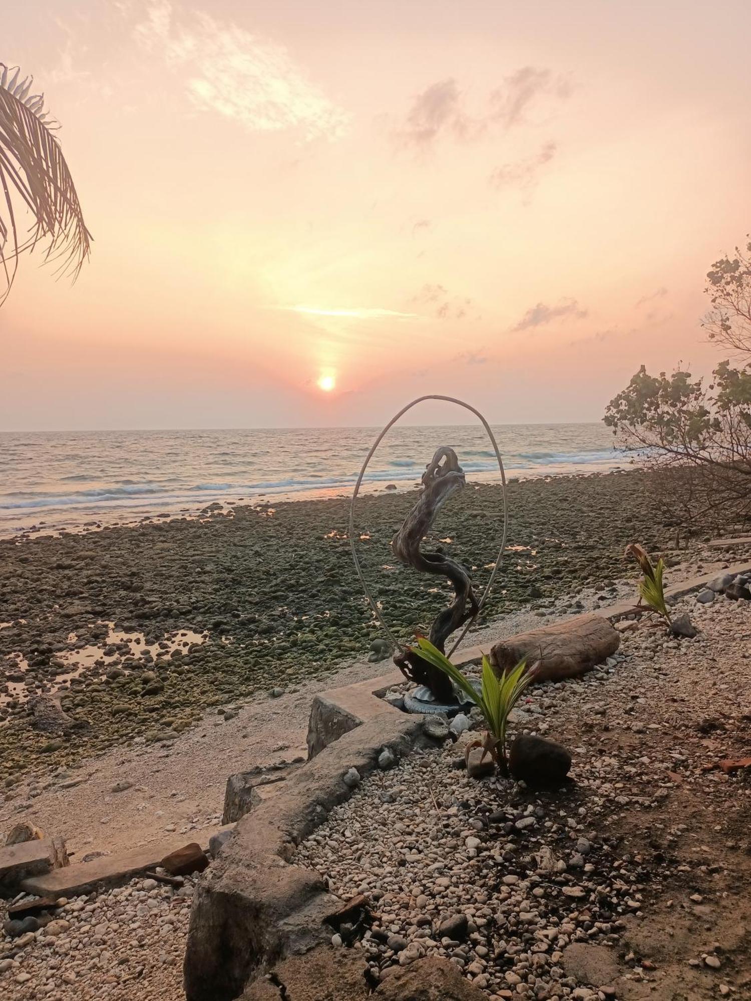 Aal Homestay Sabang (Weh Island) Exterior foto